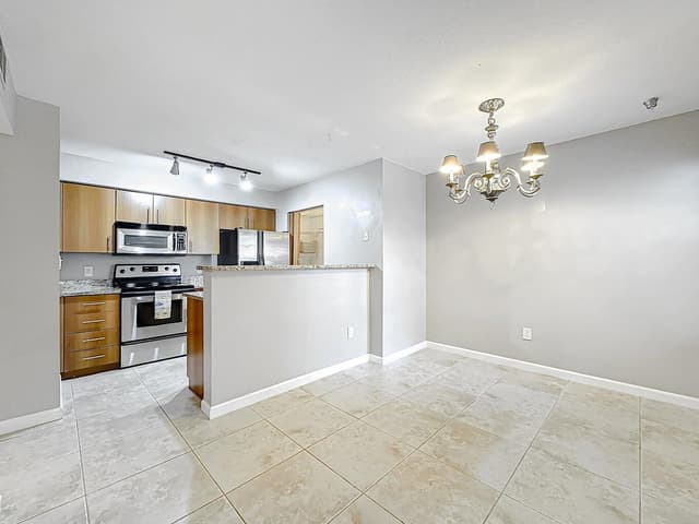 1020 CRYSTAL Way # M, Delray Beach FL 33444 - Delray Beach, FL - Photo 5