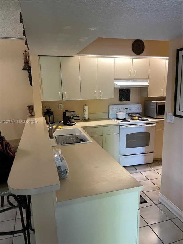 8500 SW 212th St # 309, Cutler Bay FL 33189 - Cutler Bay, FL - Photo 6