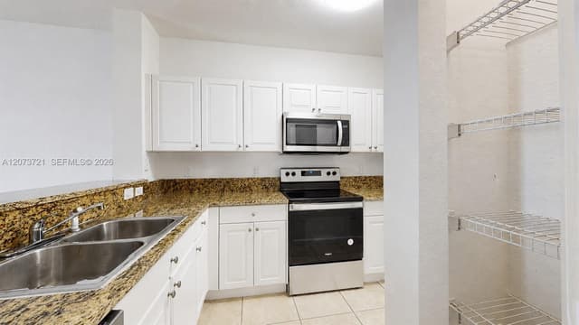 2929 SE 2nd St # 7, Homestead FL 33033 - Homestead, FL - Photo 2
