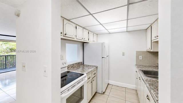 14201 N Kendall Dr # 401D, Miami FL 33186 - Miami, FL - Photo 3