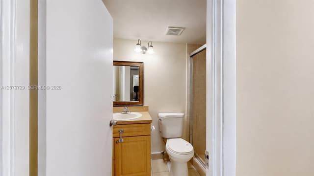 18296 Mediterranean Blvd # 4, Hialeah FL 33015 - Hialeah, FL - Photo 5