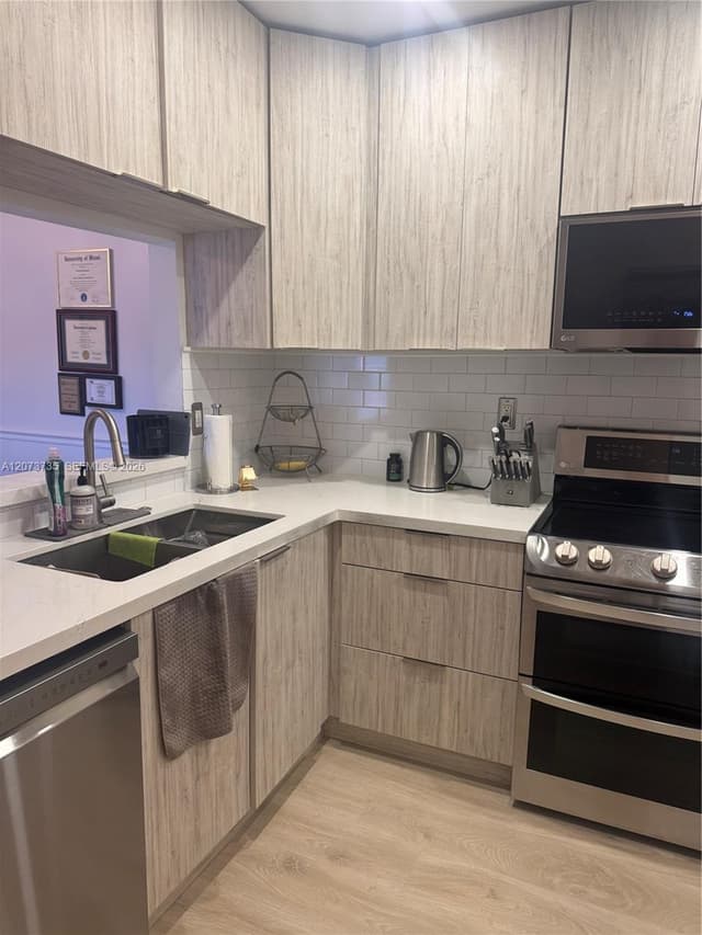 323 Navarre Ave # 301, Coral Gables FL 33134 - Coral Gables, FL - Photo 3