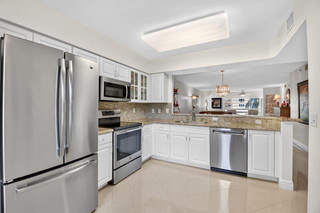 12511 Imperial Isle Drive # 205, Boynton Beach FL 33437 - Boynton Beach, FL - Photo 6