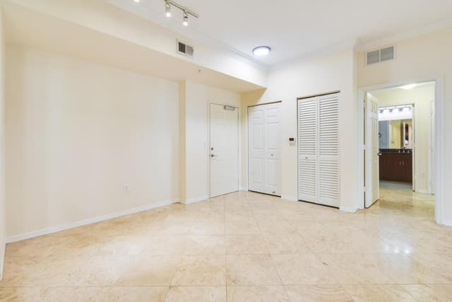 4905 MIDTOWN Lane # 2107, Palm Beach Gardens FL 33418 - Palm Beach Gardens, FL - Photo 5