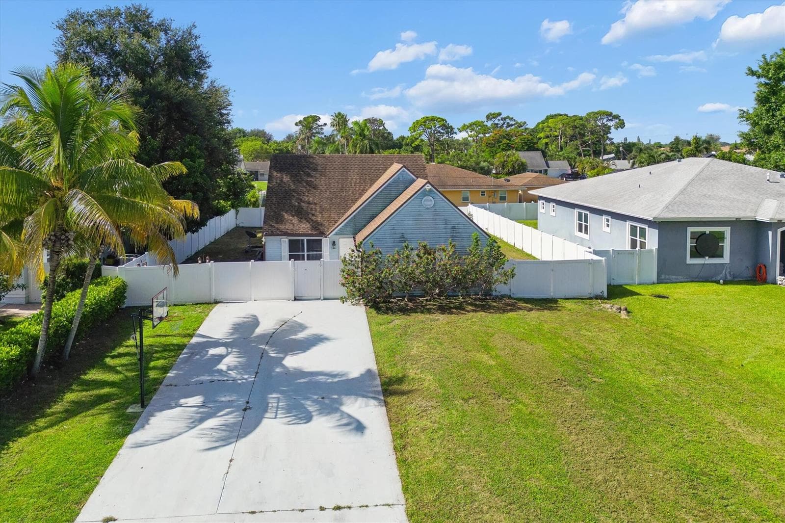 5414 SUNRISE Boulevard, Delray Beach FL 33484 - Delray Beach, FL - Photo 1