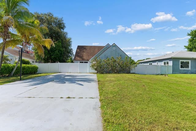 5414 SUNRISE Boulevard, Delray Beach FL 33484 - Delray Beach, FL - Photo 4