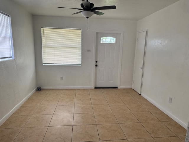 2304 NW 15th Court, Fort Lauderdale FL 33311 - Fort Lauderdale, FL - Photo 7