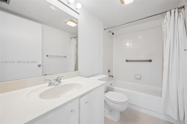 12501 SW 14th St # 401R, Pembroke Pines FL 33027 - Pembroke Pines, FL - Photo 6