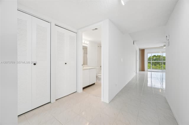 12501 SW 14th St # 401R, Pembroke Pines FL 33027 - Pembroke Pines, FL - Photo 7