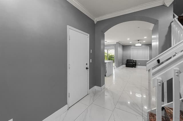 6119 Seminole Gardens Circle, Riviera Beach FL 33418 - Riviera Beach, FL - Photo 2