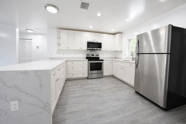 6234 NW 19th Court, Miami FL 33147 - Miami, FL - Photo 6
