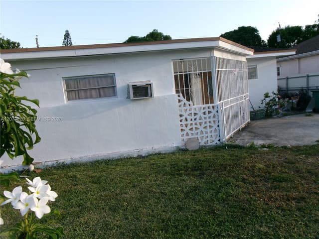 864 NW 116th St, Miami FL 33168 - Miami, FL - Photo 3