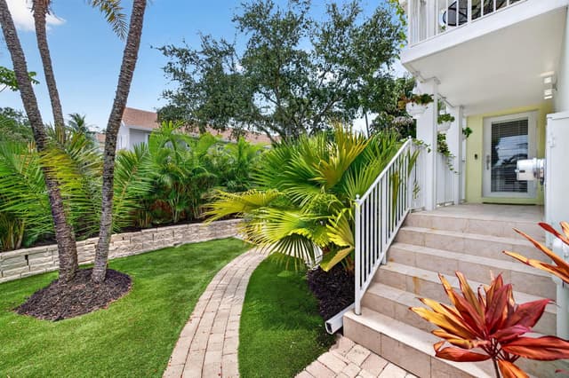 500 NE 17TH Avenue, Fort Lauderdale FL 33301 - Fort Lauderdale, FL - Photo 2