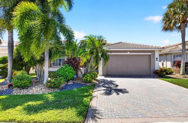 7326 Cortes Lake Drive, Delray Beach FL 33446 - Delray Beach, FL - Photo 2