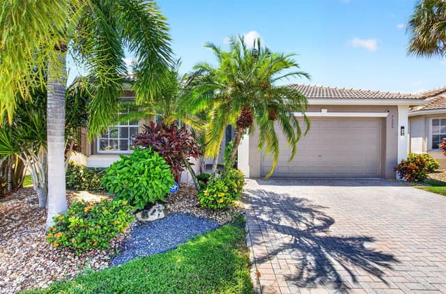 7326 Cortes Lake Drive, Delray Beach FL 33446 - Delray Beach, FL - Photo 3