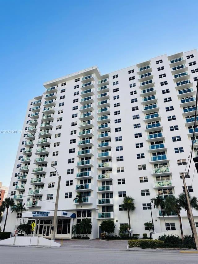 3000 S Ocean Dr # 1218, Hollywood FL 33019 - Hollywood, FL - Photo 2