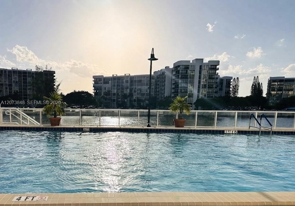 3000 S Ocean Dr # 1218, Hollywood FL 33019