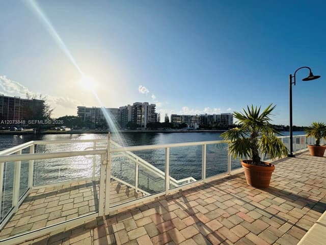 3000 S Ocean Dr # 1218, Hollywood FL 33019 - Hollywood, FL - Photo 5