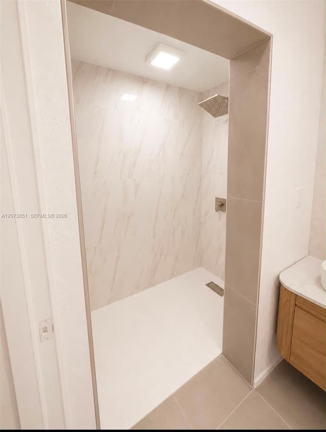 825 S 28th Ave, Hollywood FL 33020 - Hollywood, FL - Photo 5