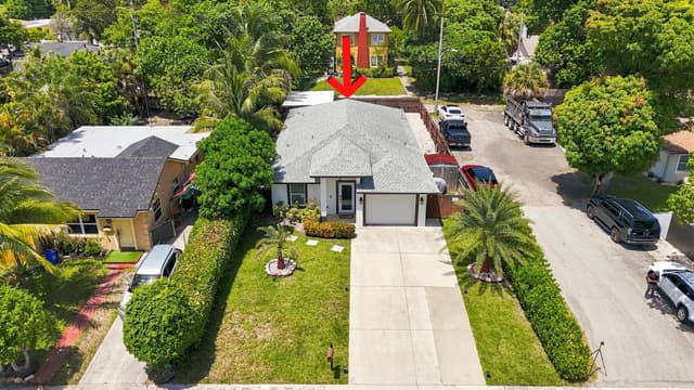 901 S M Street, FL 33460 - Photo 3