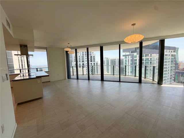 1000 Brickell Plz # 4301, Miami FL 33131 - Miami, FL - Photo 2