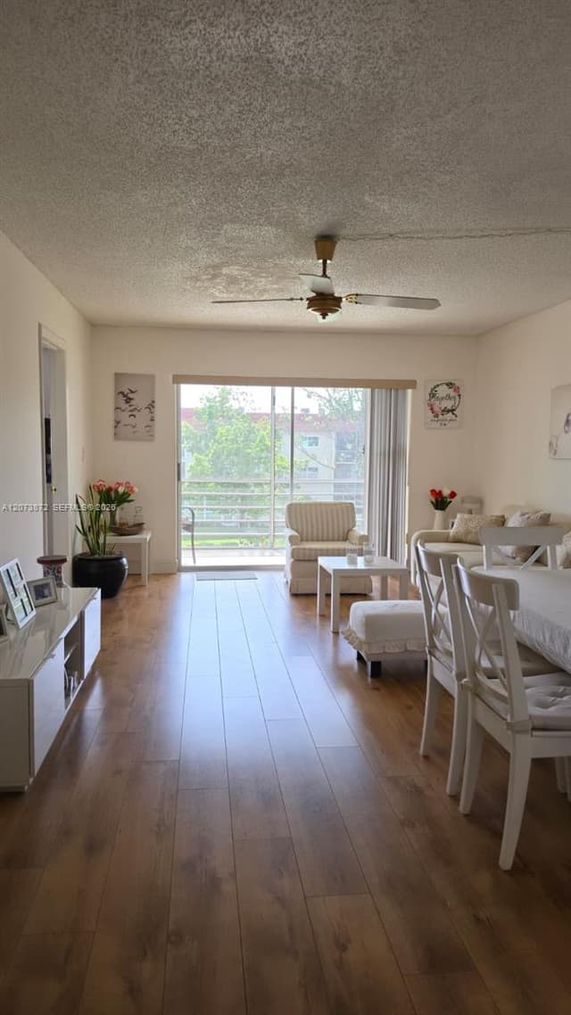 8000 N Sunrise Lakes Dr # 309, Sunrise FL 33322 - Sunrise, FL - Photo 3