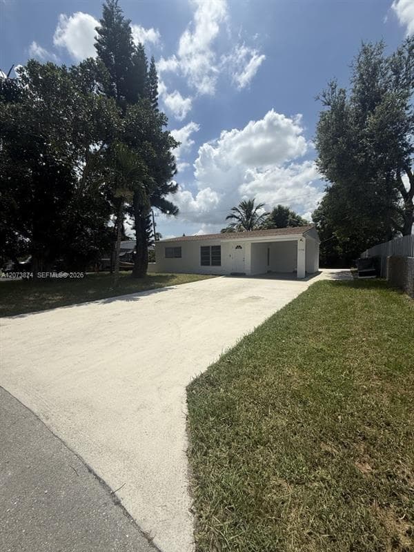 7170 Custer St, Hollywood FL 33024 - Hollywood, FL - Photo 2