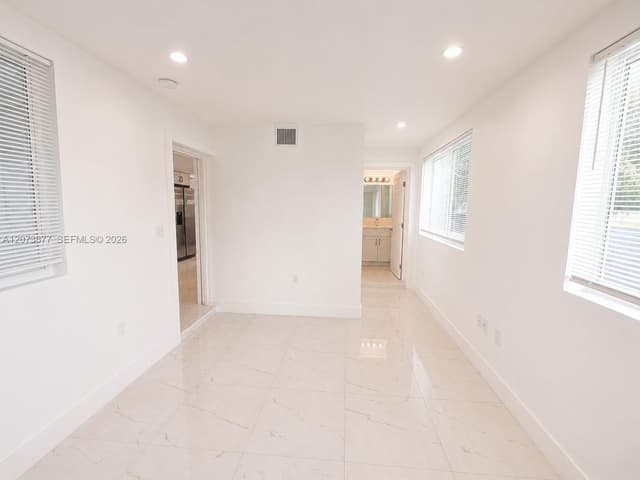 1800 NE 154th St, North Miami Beach FL 33162 - North Miami Beach, FL - Photo 5