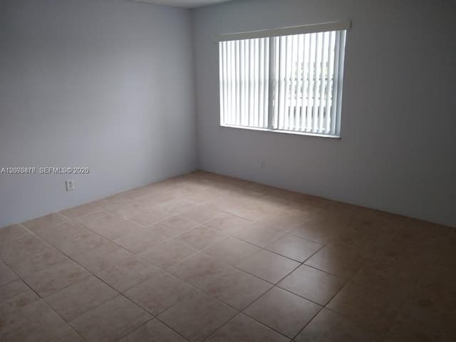 401 Golden Isles Dr # 211, Hallandale Beach FL 33009 - Hallandale Beach, FL - Photo 4