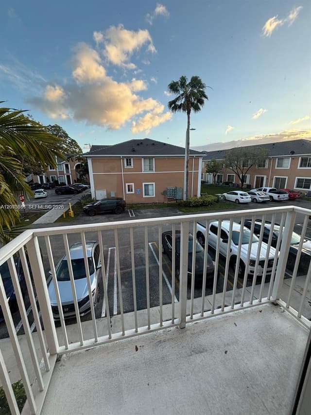 7080 NW 177th St # 13, Hialeah FL 33015 - Hialeah, FL - Photo 7