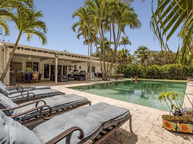 285 NE 103rd St, Miami Shores FL 33138 - Miami Shores, FL - Photo 4