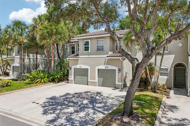 13215 NW 7th Dr, Plantation FL 33325 - Plantation, FL - Photo 2