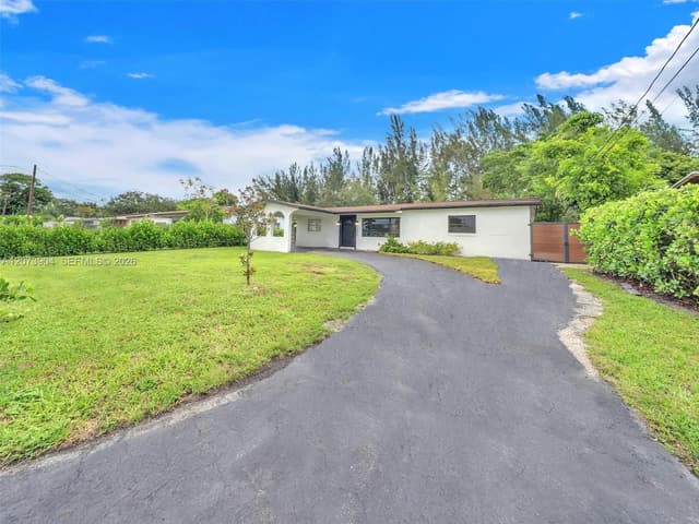 5450 SW 55th Ave, Davie FL 33314 - Davie, FL - Photo 2