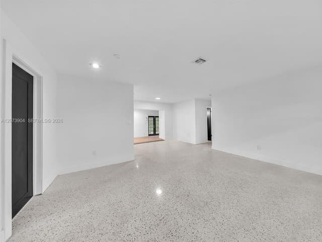 5450 SW 55th Ave, Davie FL 33314 - Davie, FL - Photo 7