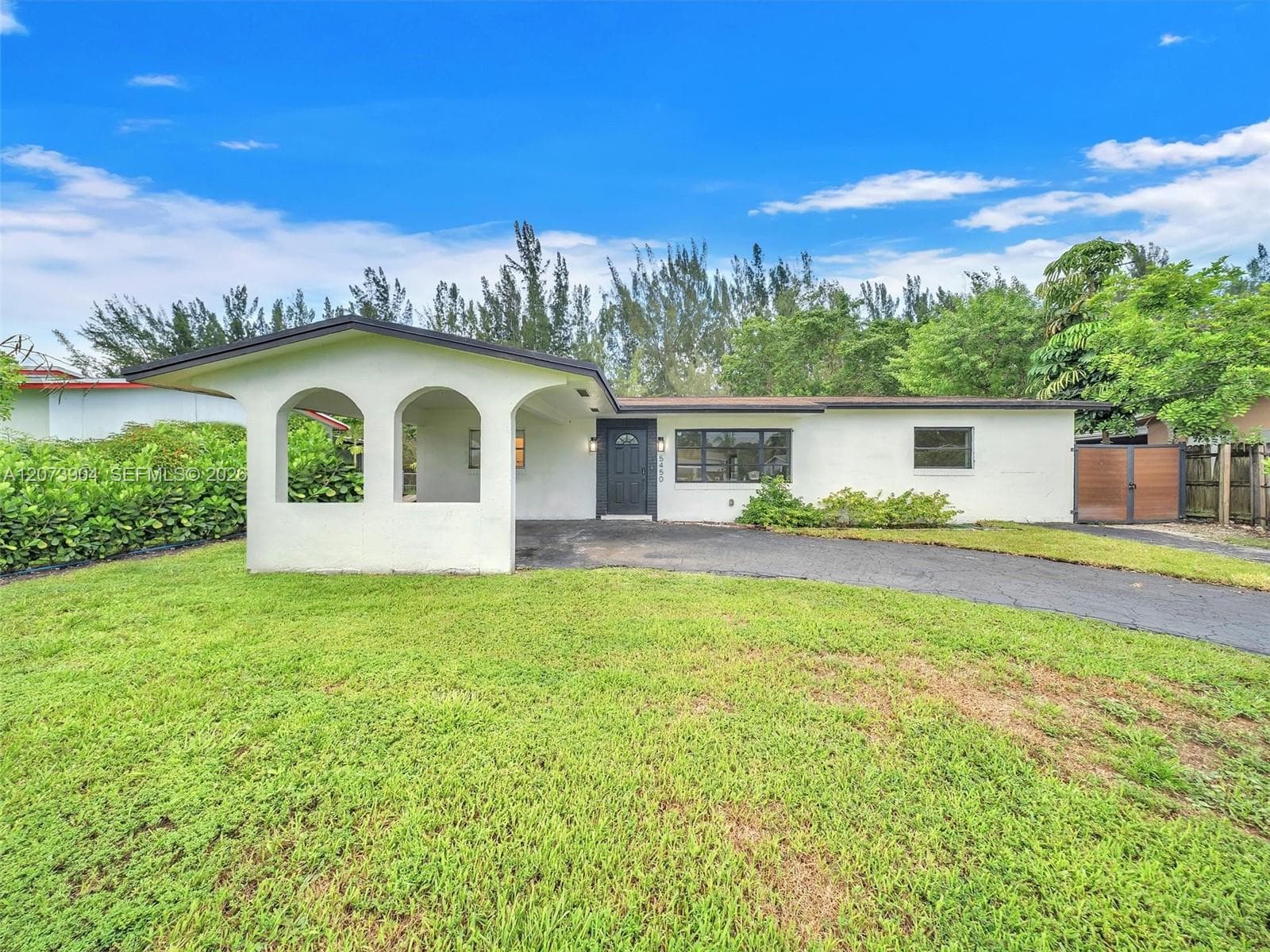 5450 SW 55th Ave, Davie FL 33314 - Davie, FL - Photo 1