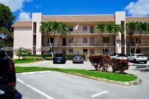 9360 Sunrise Lakes Blvd # 302, Sunrise FL 33322 - Sunrise, FL - Photo 2