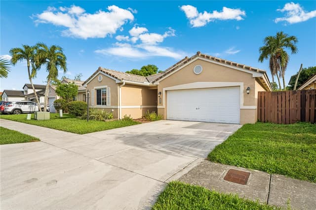 15840 SW 85th St, Miami FL 33193 - Miami, FL - Photo 4