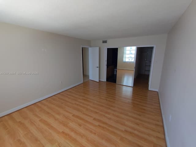 2780 NE 183rd St # 1402, Aventura FL 33160 - Aventura, FL - Photo 2
