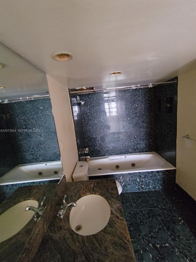 2780 NE 183rd St # 1402, Aventura FL 33160 - Aventura, FL - Photo 7