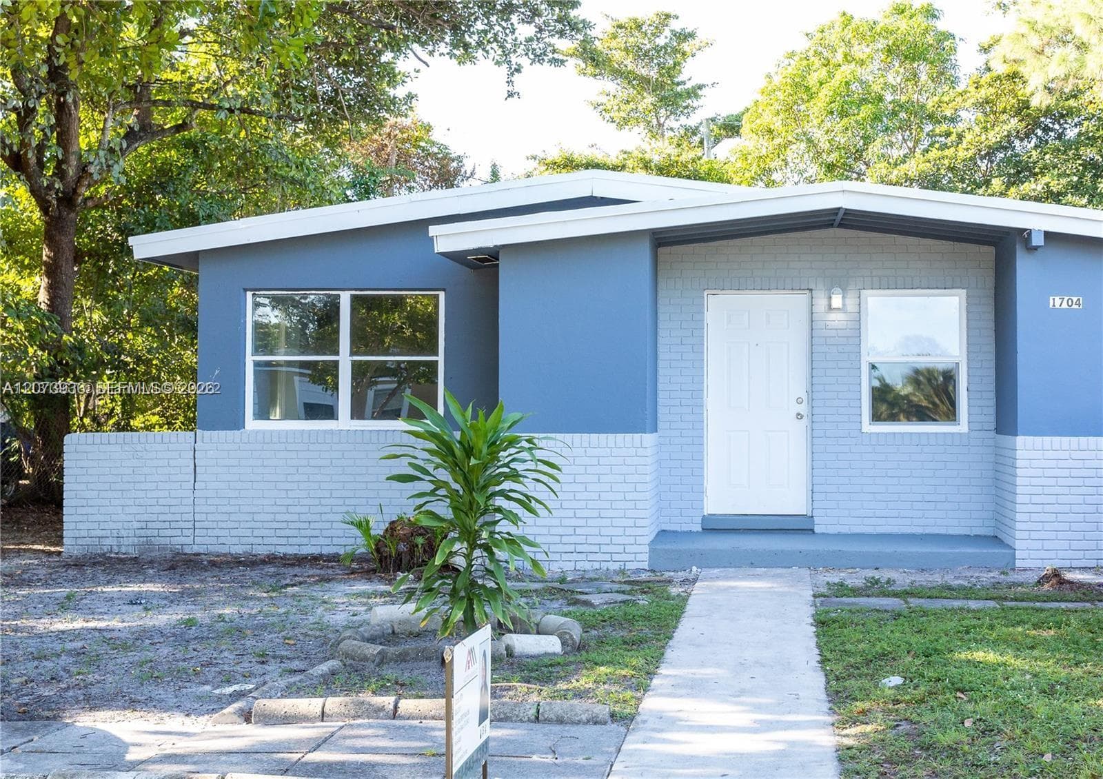 1704 NW 18th St, Fort Lauderdale FL 33311 - Fort Lauderdale, FL - Photo 1