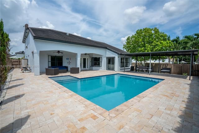 7301 SW 159th Ave, Miami FL 33193 - Miami, FL - Photo 3