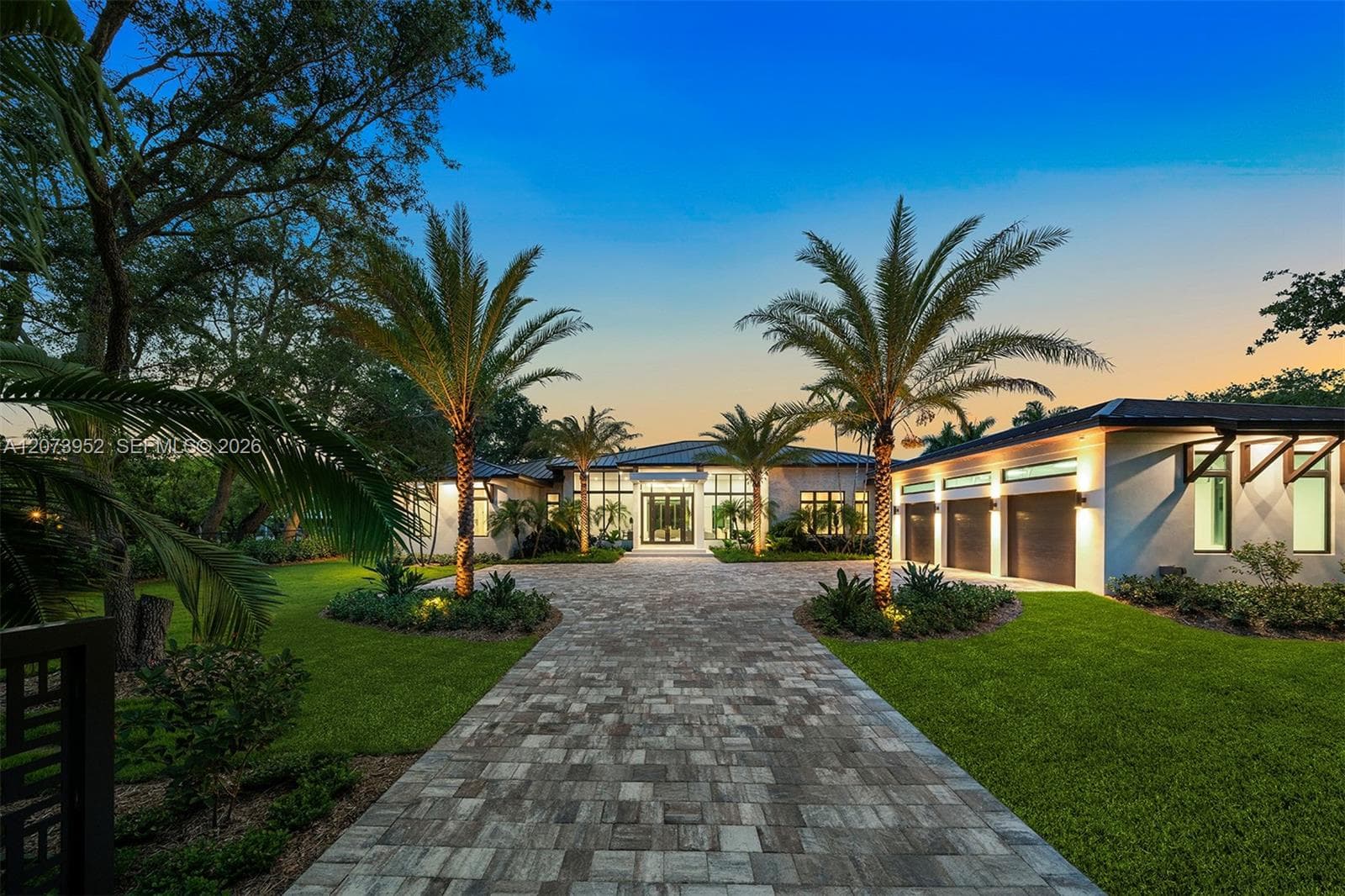 10860 SW 67th Ct, Pinecrest FL 33156 - Pinecrest, FL - Photo 1