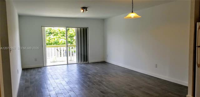 15205 NE 6th Ave # D204, Miami FL 33162 - Miami, FL - Photo 3