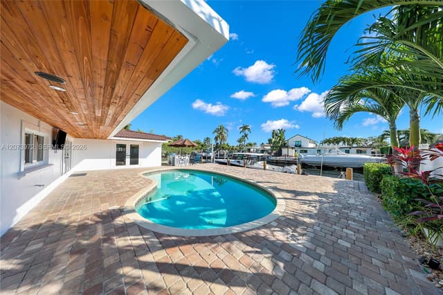 800 SE 3rd Ter, Pompano Beach FL 33060 - Pompano Beach, FL - Photo 5