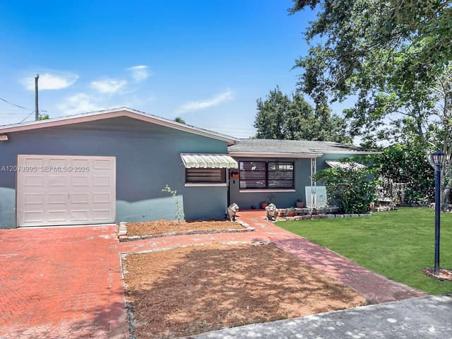7505 Cleveland St, Hollywood FL 33024 - Hollywood, FL - Photo 3