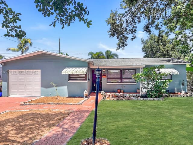 7505 Cleveland St, Hollywood FL 33024 - Hollywood, FL - Photo 4