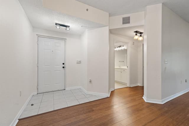 3020 ALCAZAR Place # 106, Palm Beach Gardens FL 33410 - Palm Beach Gardens, FL - Photo 5