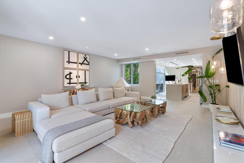 1509 NE 4th Place, Fort Lauderdale FL 33301