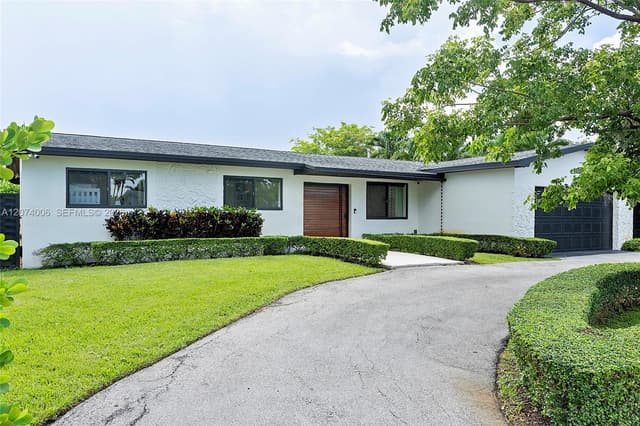 10630 NW 19th Pl, Pembroke Pines FL 33026 - Pembroke Pines, FL - Photo 4