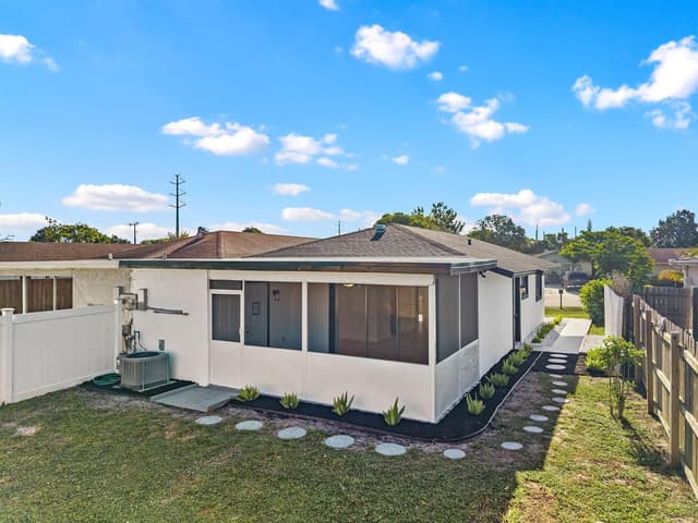 5937 CARIBBEAN Boulevard, West Palm Beach FL 33407 - West Palm Beach, FL - Photo 3